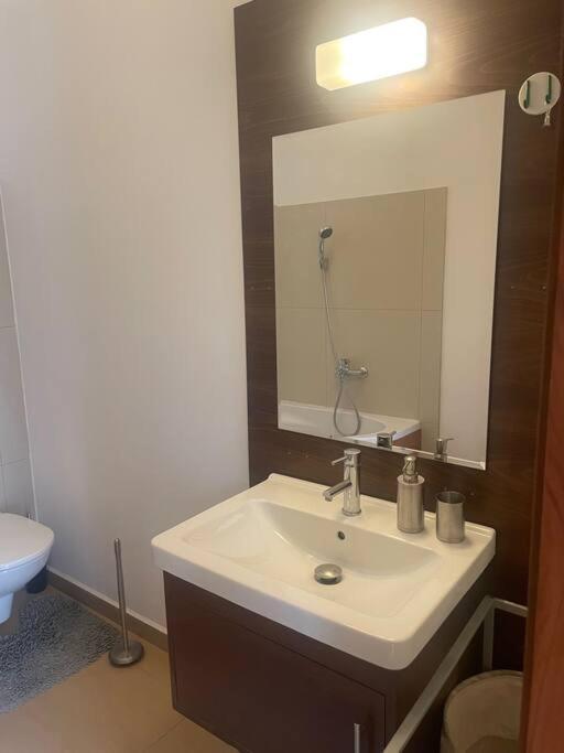 Apartman Pistacia Priame Centrum Bb Banska Bystrica Ngoại thất bức ảnh